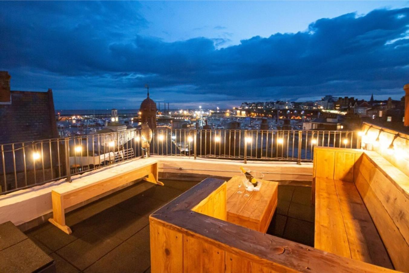 Harbourside Roof Terrace & Sea Views By Adliv Ramsgate